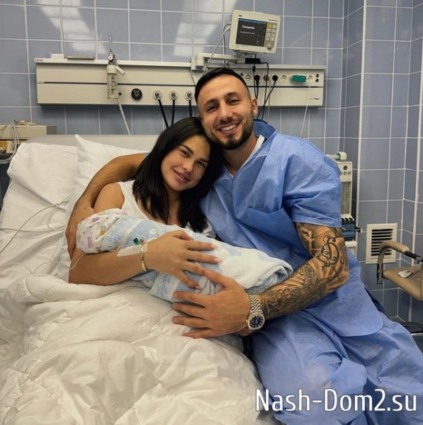 Пинчук опубликовала трогательное фото с новорождённым сыном