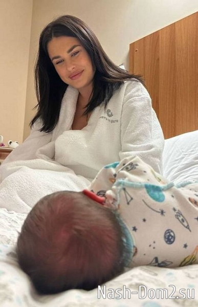 Пинчук опубликовала трогательное фото с новорождённым сыном