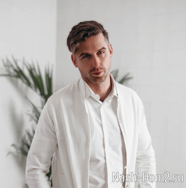 Аня Брянская сообщила о случайной встрече с Селезнёвым в Эмиратах