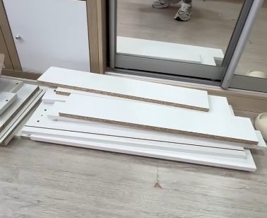 Тигран и Виктория Салибековы подготовили комнату для ребёнка