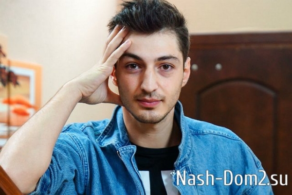 Оганесян приступил к продаже недвижимости в Эмиратах