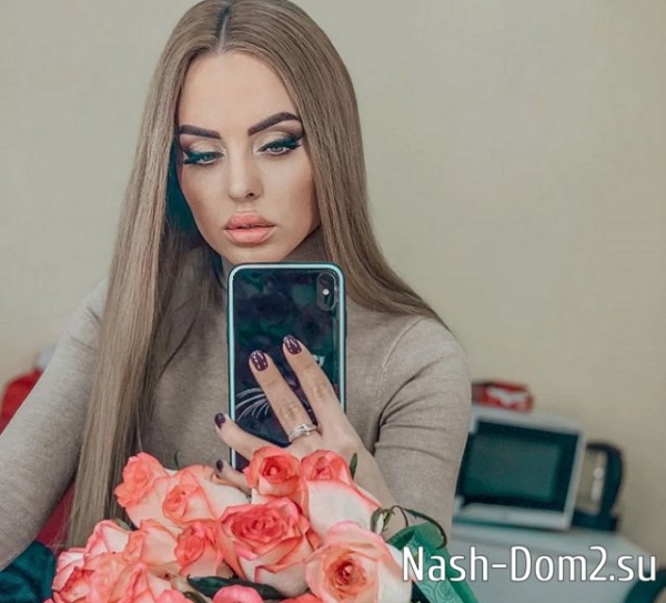 Юлия Ефременкова не собирается общаться с Мондезиром и его родными