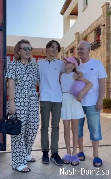 Агибалова-старшая полетела на Кипр после участия в съемках передачи о Либерж