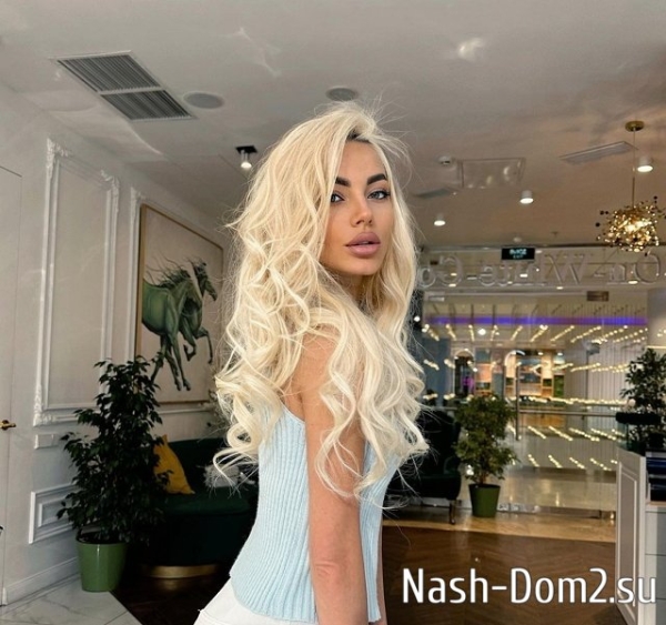 Аня Брянская сообщила о случайной встрече с Селезнёвым в Эмиратах