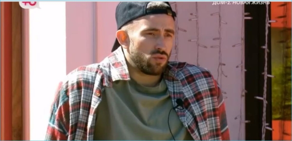 Клавдия Безверхова сняла нижнее белье для провокации Григорьева Клавдия Безверхова сняла нижнее белье для провокации Григорьева