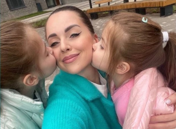 "Не слипнется!" - Сладкоежка Ольга Рапунцель ответила на критику хейтеров