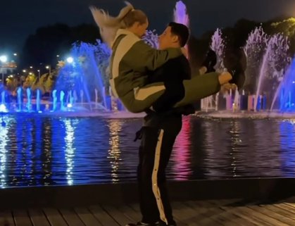 Максим Зарахович научит Рахимову радоваться жизни Максим Зарахович научит Рахимову радоваться жизни