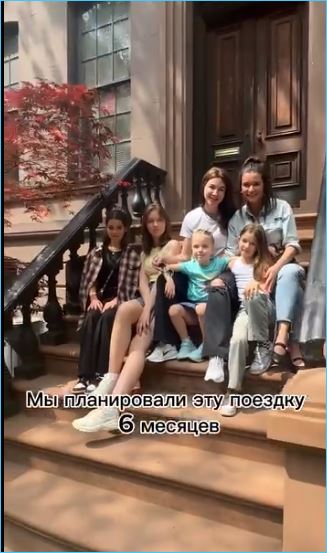 Ксения Бородина полгода готовила поездку в США для встречи с родственниками Ксения Бородина полгода готовила поездку в США для встречи с родственниками