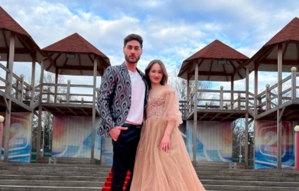 Тигран Салибеков и Виктория Лысковец уехали в роддом и ждут рождения ребёнка Тигран Салибеков и Виктория Лысковец уехали в роддом и ждут рождения ребёнка