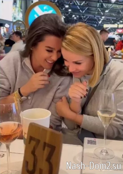 Орлова поставила на место «яжматерей», недовольных её поездкой с Бородиной Орлова поставила на место «яжматерей», недовольных её поездкой с Бородиной