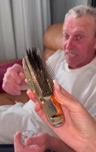 Татьяна Строкова с папой высмеяли "столичные понты" Татьяна Строкова с папой высмеяли "столичные понты"