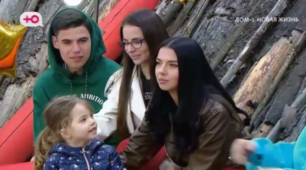 Рахимова приревновала Зараховича к Ире Пингвиновой Рахимова приревновала Зараховича к Ире Пингвиновой