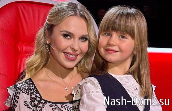 Боня сравнила бывшего избранника с экс-супругом Пелагеи Боня сравнила бывшего избранника с экс-супругом Пелагеи