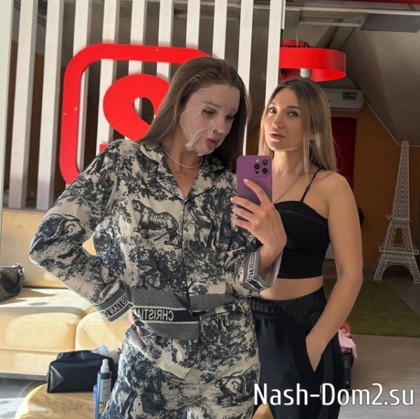 Григорьеву неинтересно в Сити с Гончаровой, он общается с Квашниковой Григорьеву неинтересно в Сити с Гончаровой, он общается с Квашниковой