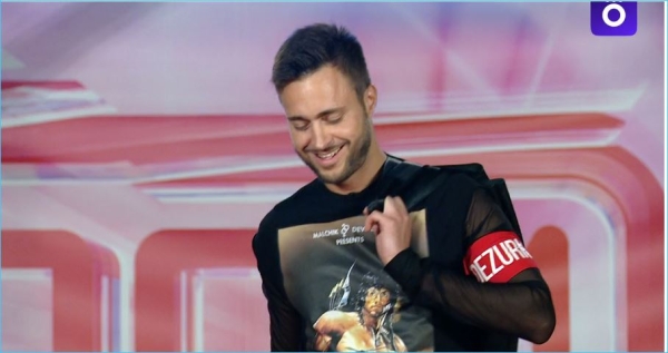 Алексею Безусу все-таки выдали новые трусы, радуются зрители Дома 2 Алексею Безусу все-таки выдали новые трусы, радуются зрители Дома 2