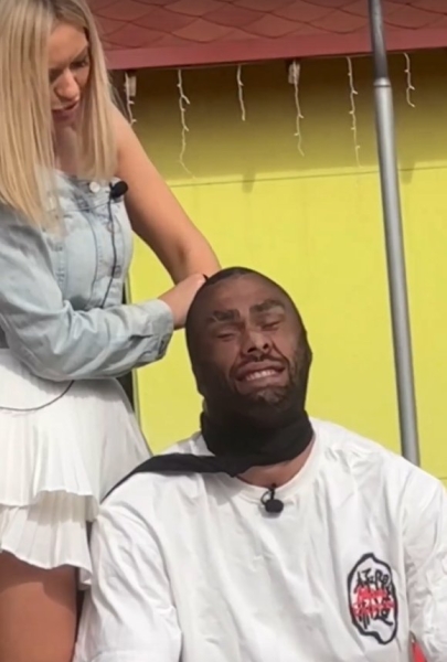 Элина Рахимова продолжает преследовать Григорьева Элина Рахимова продолжает преследовать Григорьева