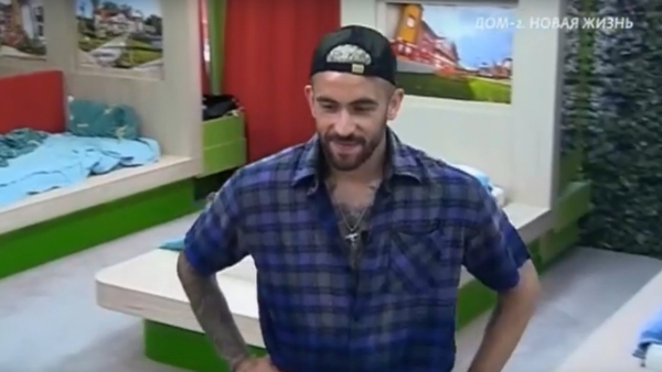 Яббаров, Зарахович, Григорьев? Певица Анастасия Во выберет парня из Дома 2 для клипа Яббаров, Зарахович, Григорьев? Певица Анастасия Во выберет парня из Дома 2 для клипа