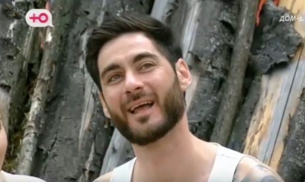 Тигран Салибеков начал обсуждать с супругой Викторией развод Тигран Салибеков начал обсуждать с супругой Викторией развод