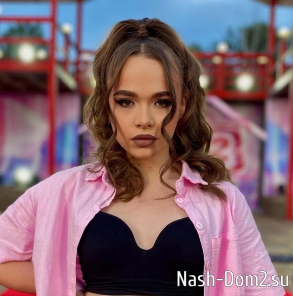 Во время противостояния Безус высказал своё мнение об Устиновой Во время противостояния Безус высказал своё мнение об Устиновой