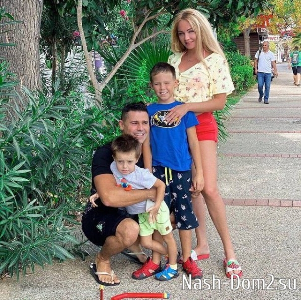 Фото детей участников Дома-2 (15.06.2024) Фото детей участников Дома-2 (15.06.2024)