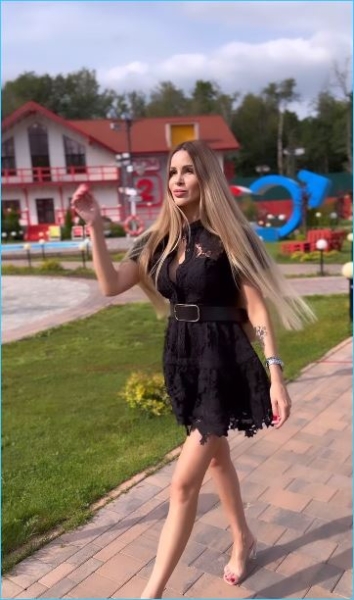 Анастасия Голд провоцирует своим возвращением на Дом 2 Анастасия Голд провоцирует своим возвращением на Дом 2