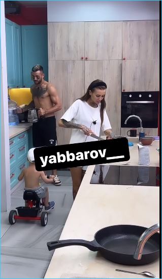 Яббаров шутит, что Безверхова и Григорьев практически одна семья Яббаров шутит, что Безверхова и Григорьев практически одна семья