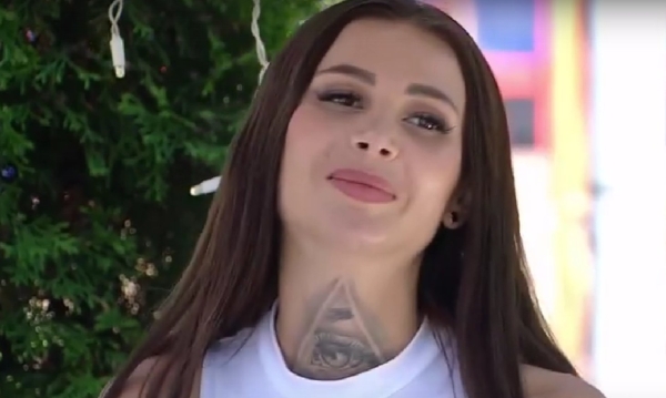 Квашникова внушает Григорьеву, что он сделал правильный выбор Квашникова внушает Григорьеву, что он сделал правильный выбор