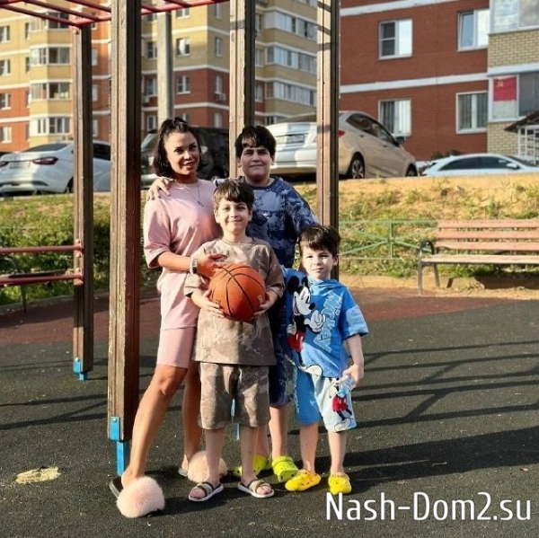 Фото детей участников Дома-2 (5.07.2024) Фото детей участников Дома-2 (5.07.2024)