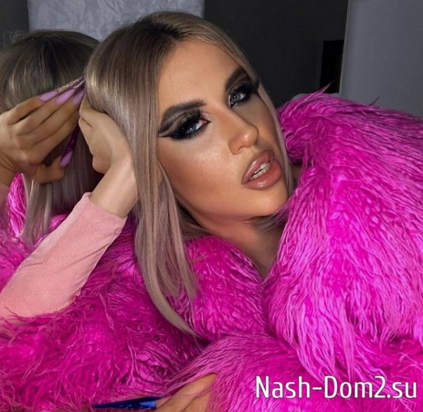 Кенели Сайкс выходит замуж? Кенели Сайкс выходит замуж?