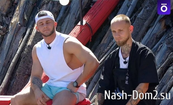 Участницы проекта больше интересуются Алексеем Горячим, чем Виталием Изилаевым Участницы проекта больше интересуются Алексеем Горячим, чем Виталием Изилаевым