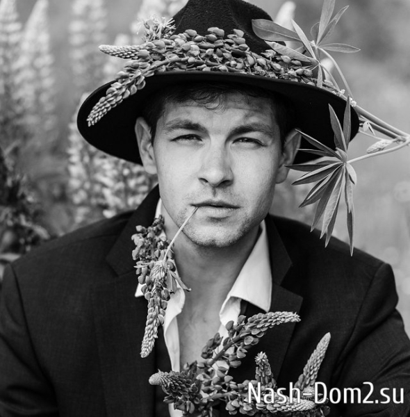 Дмитрий Дмитренко снова одинок Дмитрий Дмитренко снова одинок