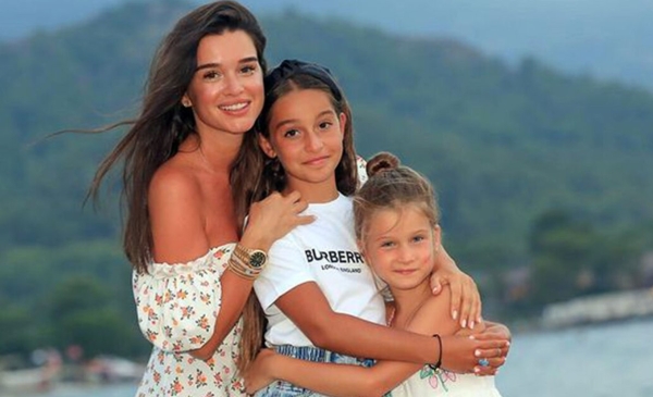 Ксения Бородина привезла с Алтая найдёныша Ксения Бородина привезла с Алтая найдёныша