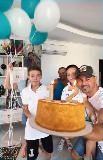 Дарья и Сергей Пынзари празднуют день рождения сына Артема, родившегося на телепроекте Дом 2