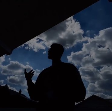 Сергей Хорошев и Катя Горина уединились на загородной вилле Сергей Хорошев и Катя Горина уединились на загородной вилле