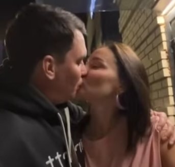 Психолог Виктория Бекиева из-за Жени Кузина столкнулась с хейтерами Психолог Виктория Бекиева из-за Жени Кузина столкнулась с хейтерами