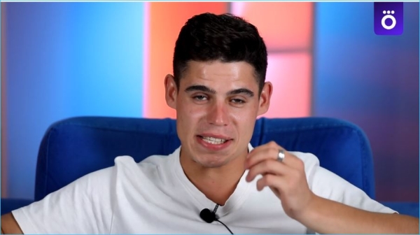 Спасет ли тетя Максима Зараховича от пошлости Элины Рахимовой, спорят зрители Дома 2 Спасет ли тетя Максима Зараховича от пошлости Элины Рахимовой, спорят зрители Дома 2