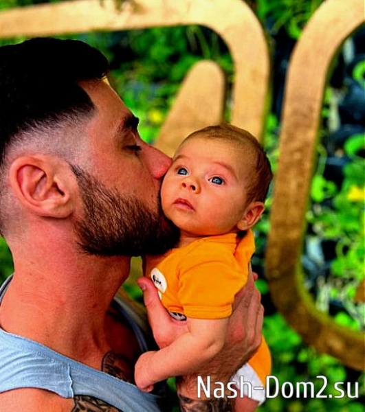 Виктория Салибекова хочет на Мальдивы, Тигран против и предлагает Моздок Виктория Салибекова хочет на Мальдивы, Тигран против и предлагает Моздок