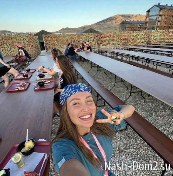 Лиза Полыгалова записала кавер на известную песню Лиза Полыгалова записала кавер на известную песню