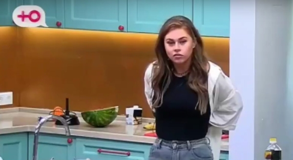 Вероника Лысковец отдала Рахимовой подарки и считает её непорядочной Вероника Лысковец отдала Рахимовой подарки и считает её непорядочной