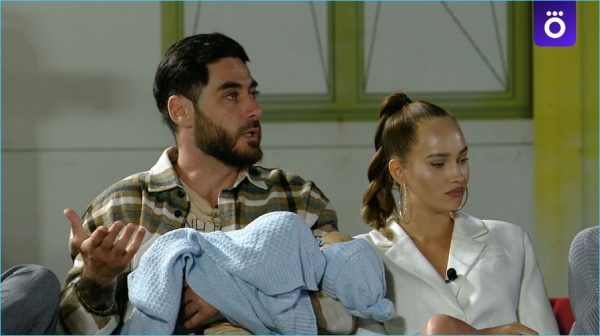 Виктория Салибекова нашла работу, чтобы в будущем помочь мужу Тиграну Виктория Салибекова нашла работу, чтобы в будущем помочь мужу Тиграну