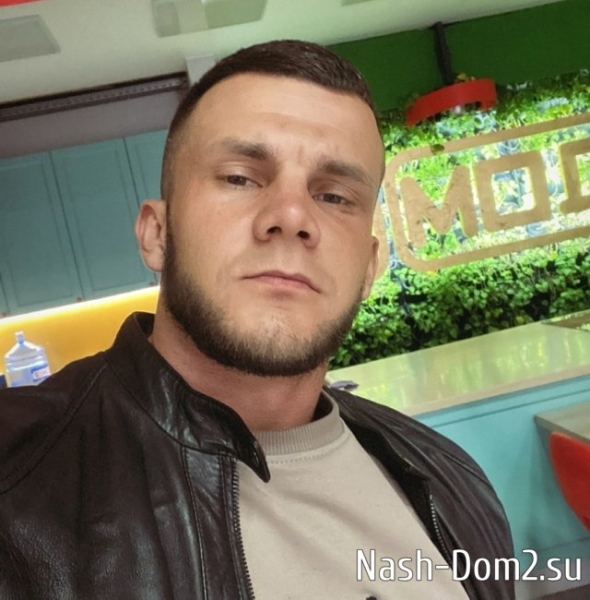 Алексей Горячий передумал завоёвывать Элину Рахимову