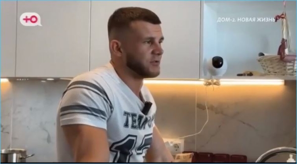 К Элине Рахимовой воспылал чувствами Алексей Горячий, надеясь отбить её у Зараховича К Элине Рахимовой воспылал чувствами Алексей Горячий, надеясь отбить её у Зараховича