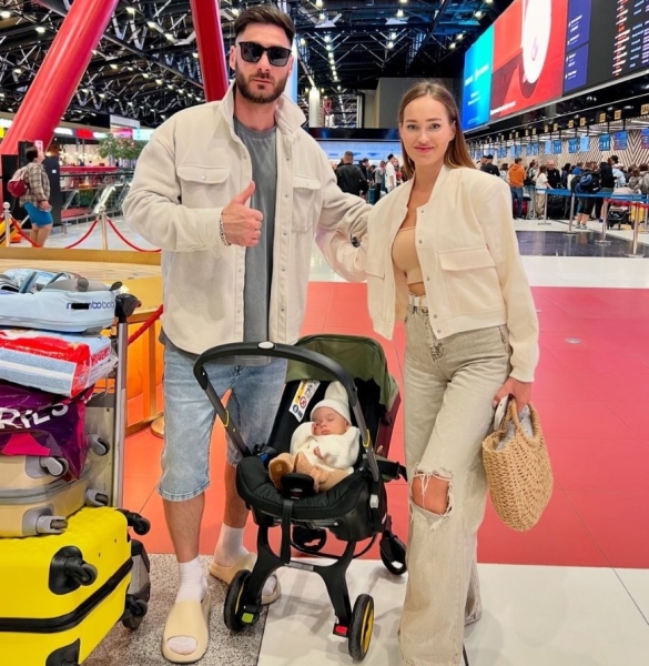 Тигран и Виктория Салибековы улетели в Турцию Тигран и Виктория Салибековы улетели в Турцию