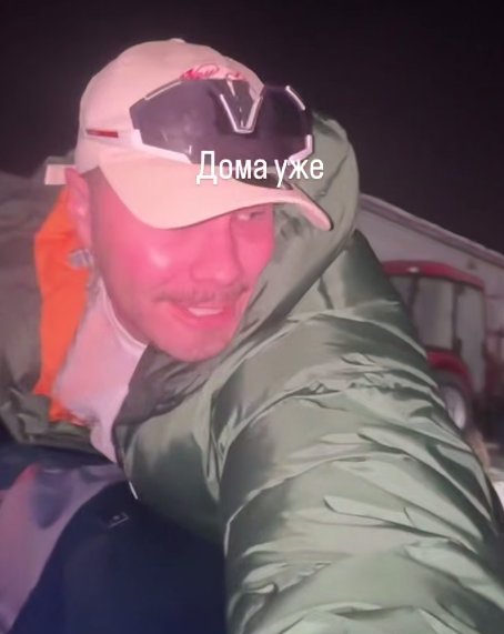 Клавдия Безверхова развлекает Хорошева или хочет от него избавиться? Клавдия Безверхова развлекает Хорошева или хочет от него избавиться?