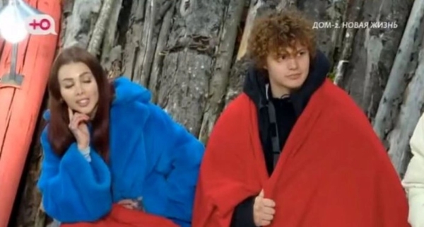 Игорь Черкасов заселился с мамой участницы Дома 2 Игорь Черкасов заселился с мамой участницы Дома 2