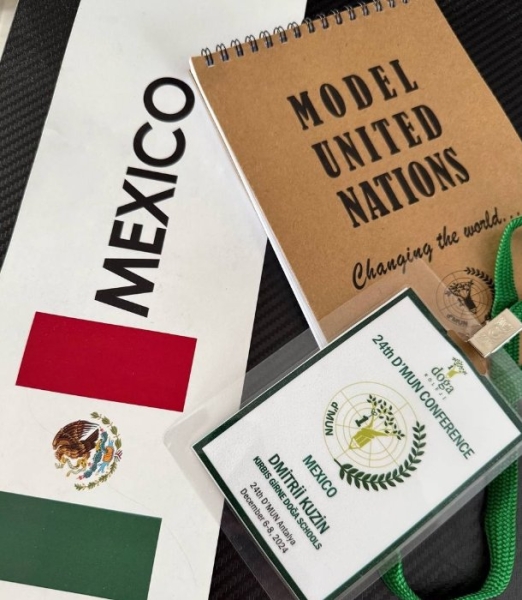 Рита Марсо гордится сыном Митей, участвовавшим в конференции молодежного ООН Рита Марсо гордится сыном Митей, участвовавшим в конференции молодежного ООН