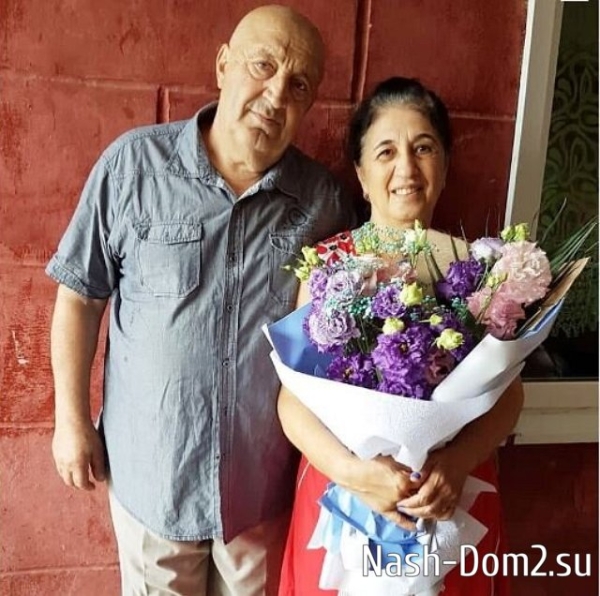Иосиф Оганесян намерен перевезти в столицу своих родителей