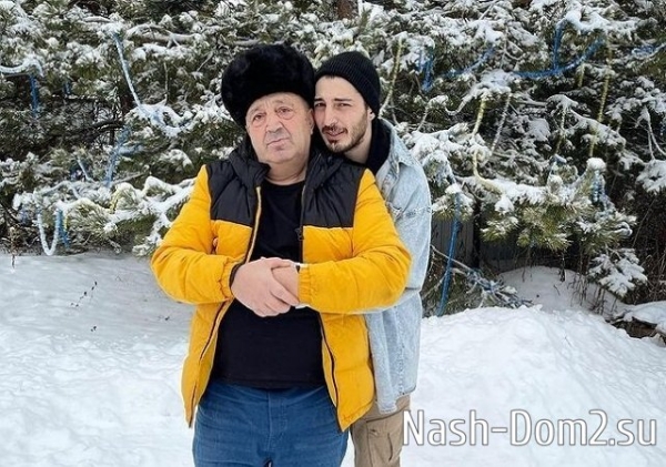 Иосиф Оганесян намерен перевезти в столицу своих родителей