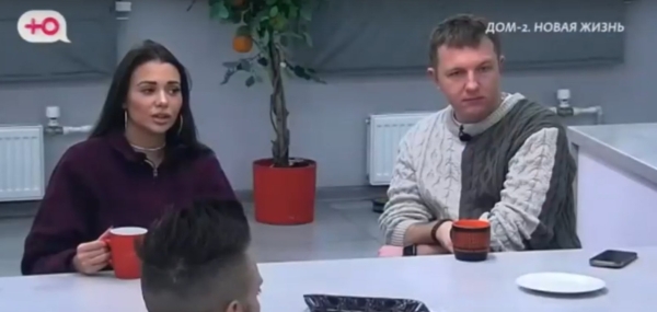 Илья Яббаров по дороге в Таиланд попал в зону турбулентности