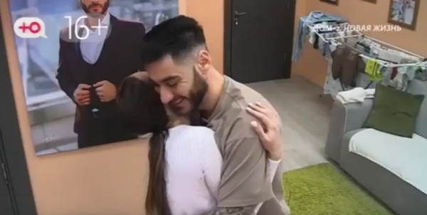 В сети появились слухи, что Тигран и Виктория Салибековы покинули дом 2 В сети появились слухи, что Тигран и Виктория Салибековы покинули дом 2